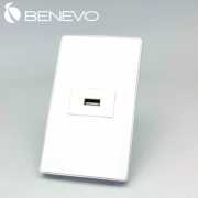 嵌入面板型 單孔 USB2.0側彎插座
