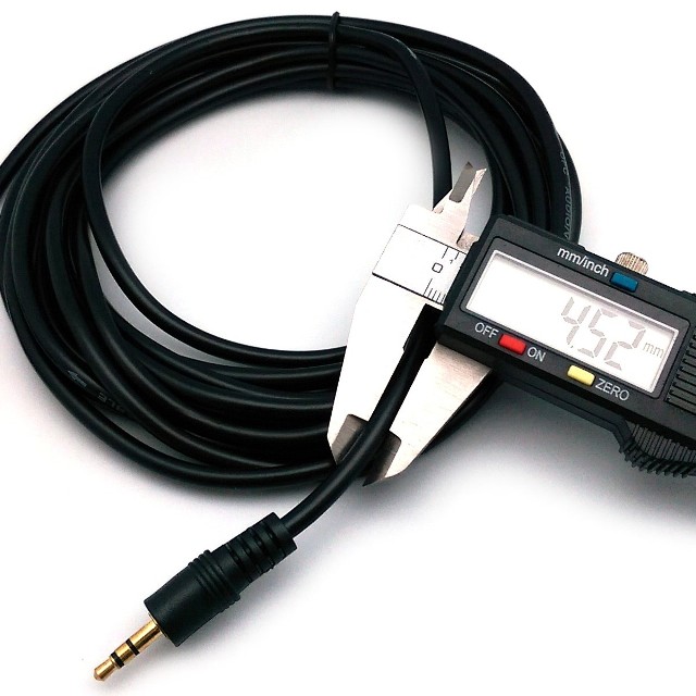 BENEVO 5米 3.5mm 延長線 - 線材特寫