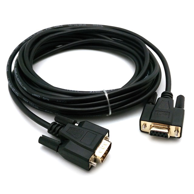BENEVO 5米 RS232 訊號線 - DB9 公接頭特寫